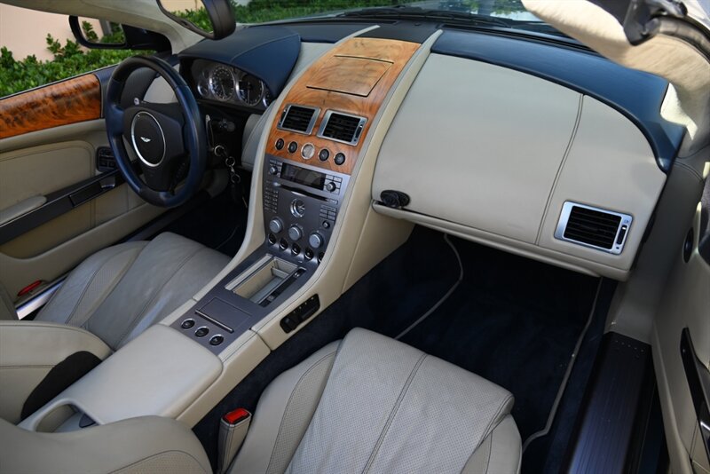 Used 2007 Aston Martin DB9 Volante RWD image 28