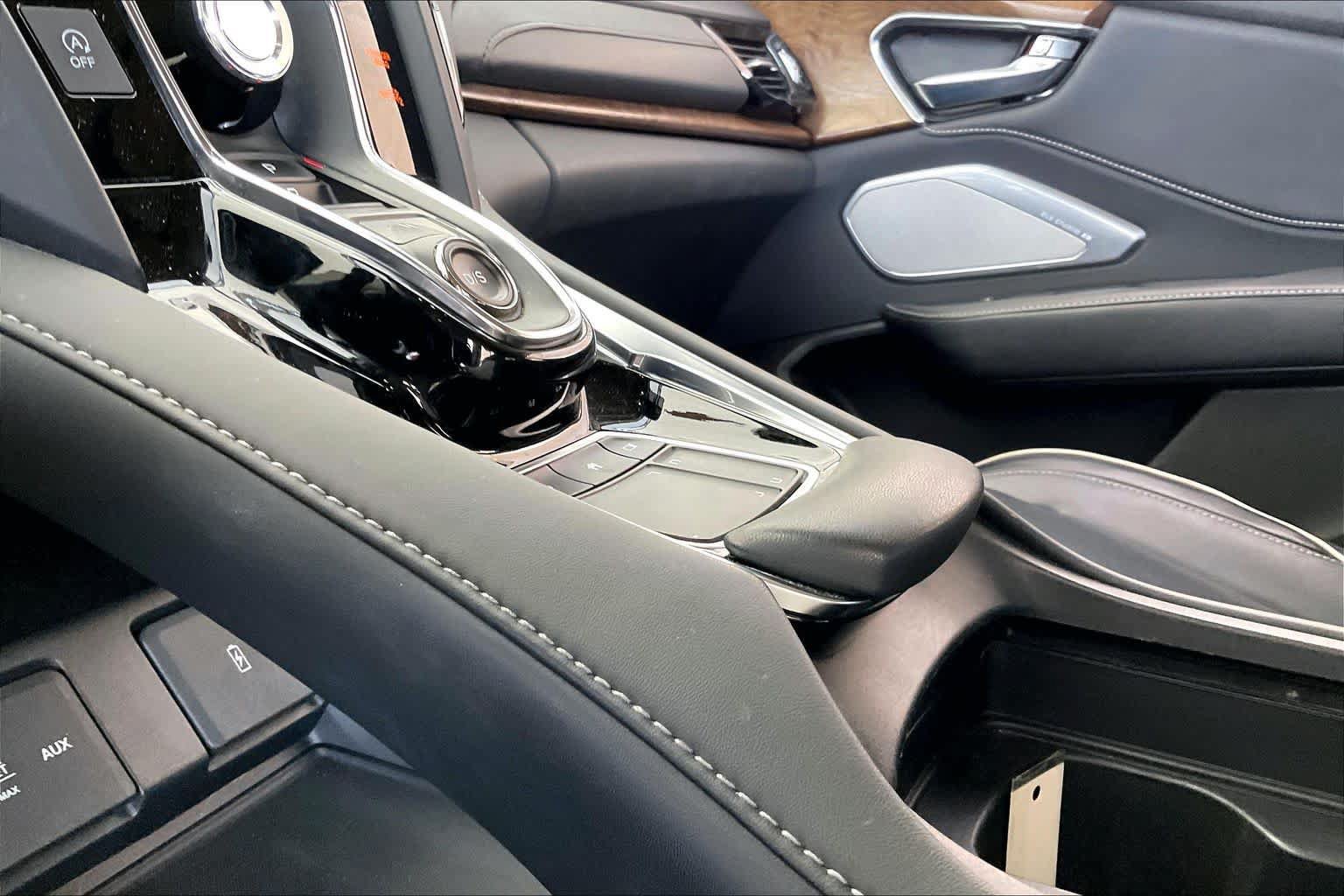 Used 2019 Acura RDX w/ Advance Package FWD image 16