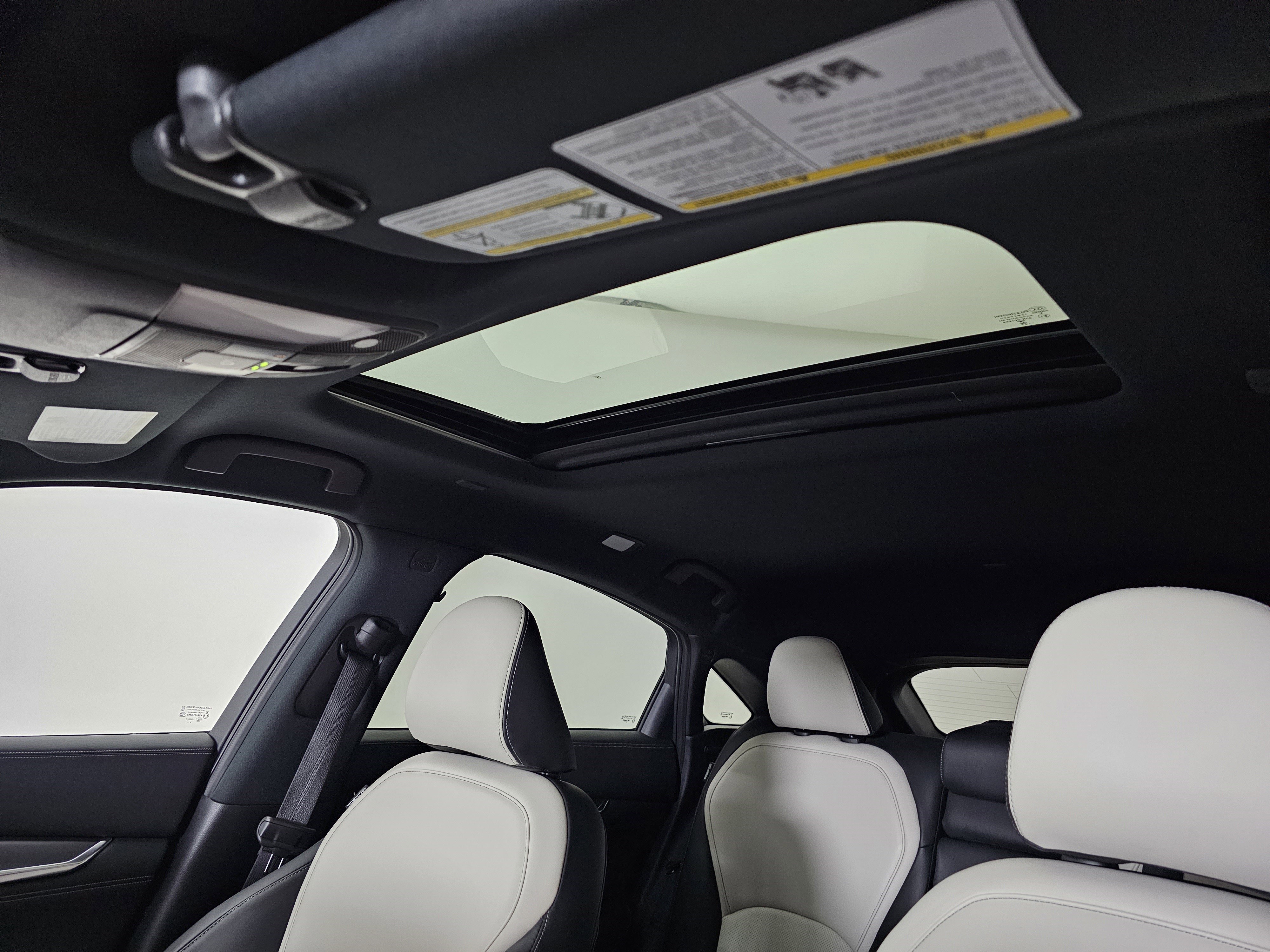 Used 2024 INFINITI QX55 Essential image 10