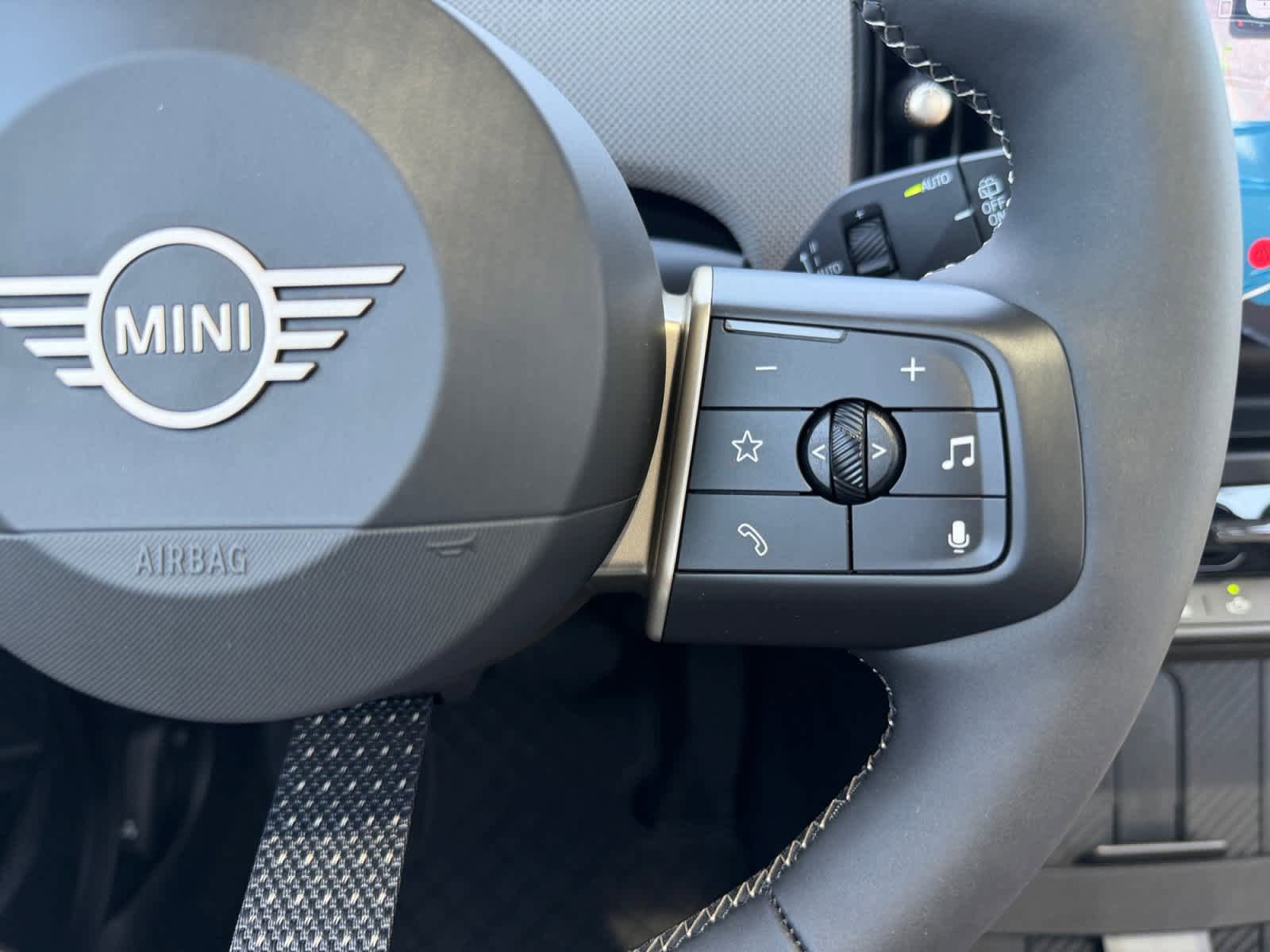 New 2026 MINI Cooper S FWD image 20