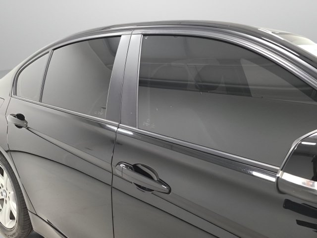 Used 2015 BMW 320i xDrive Sedan AWD/4WD image 11