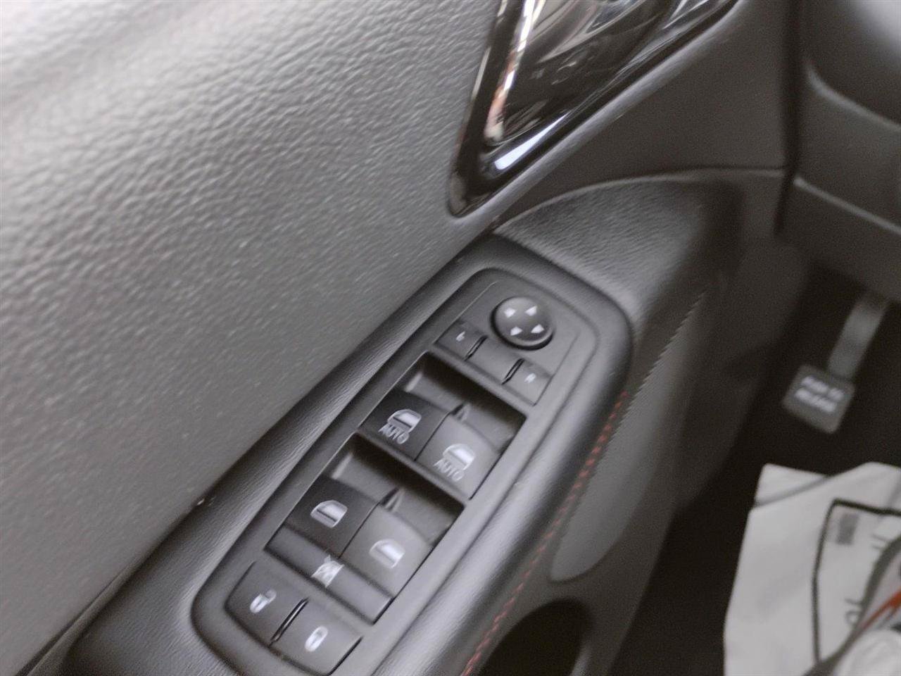 Used 2025 Dodge Durango GT AWD/4WD image 33