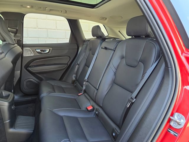Used 2025 Volvo XC60 T8 Ultra w/ Protection Package Premier image 36