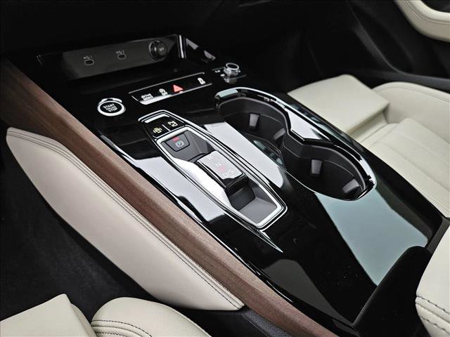 New 2025 Audi A5 2.0T Prestige image 17