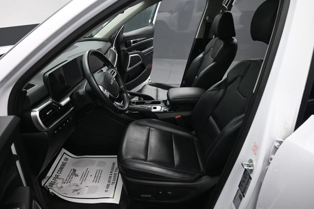 Used 2025 Kia Telluride S AWD/4WD image 15