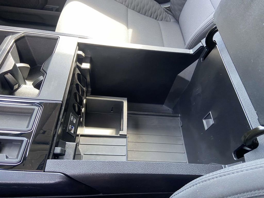 Used 2024 Toyota Tundra SR image 25