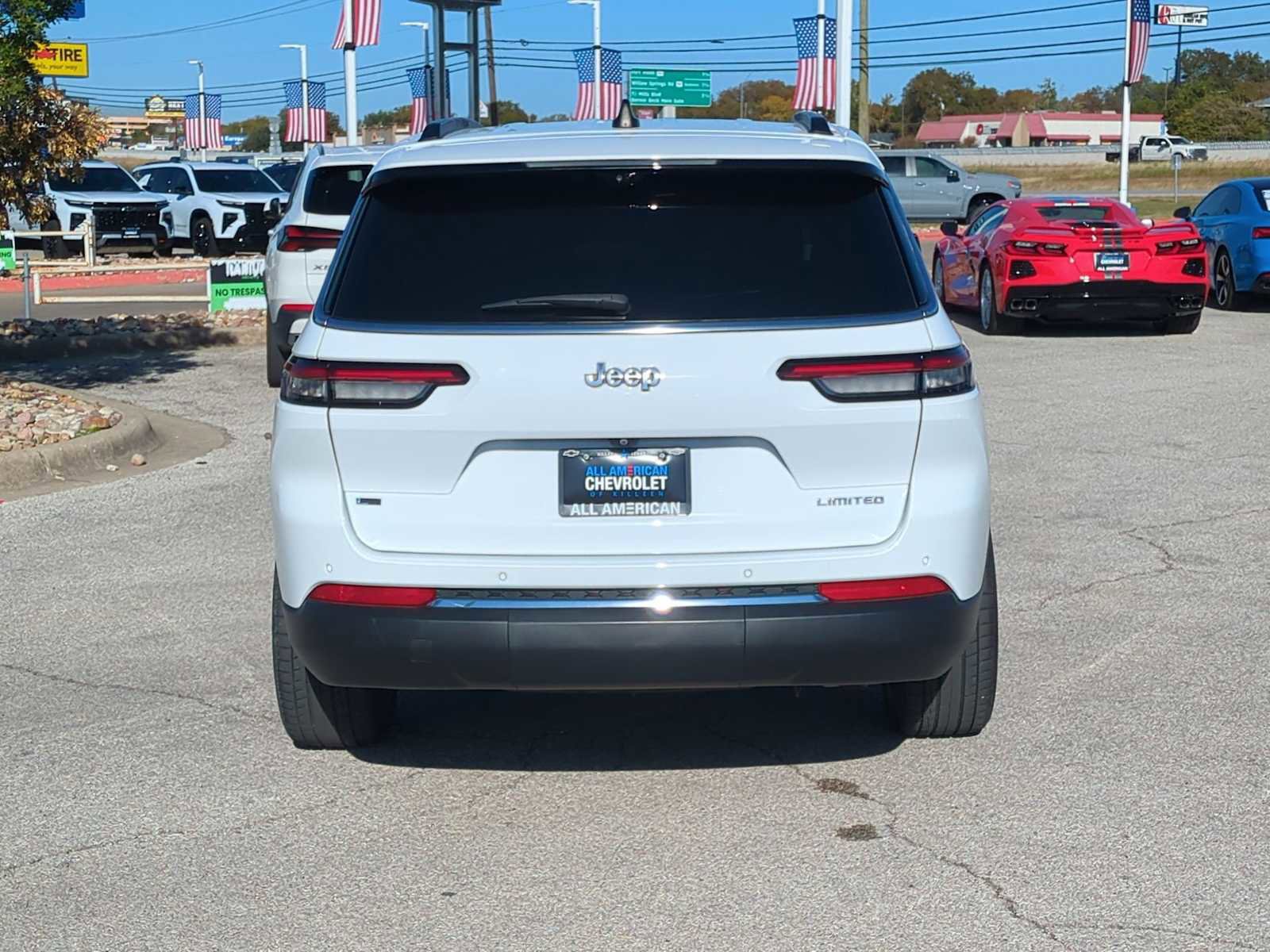 Used 2023 Jeep Grand Cherokee L Limited w/ Luxury Tech Group II image 7