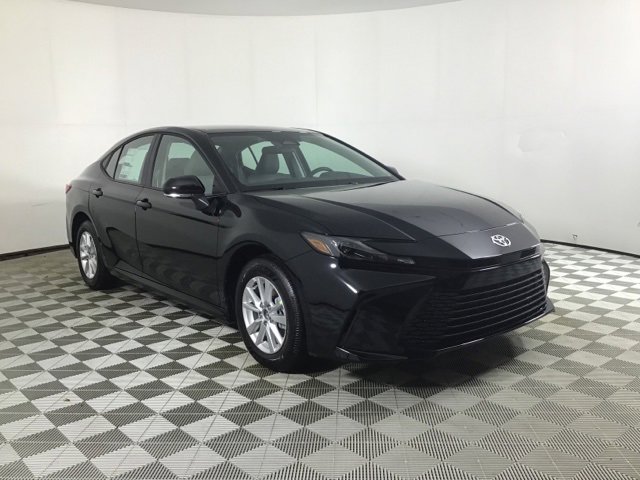 New 2026 Toyota Camry LE image 1
