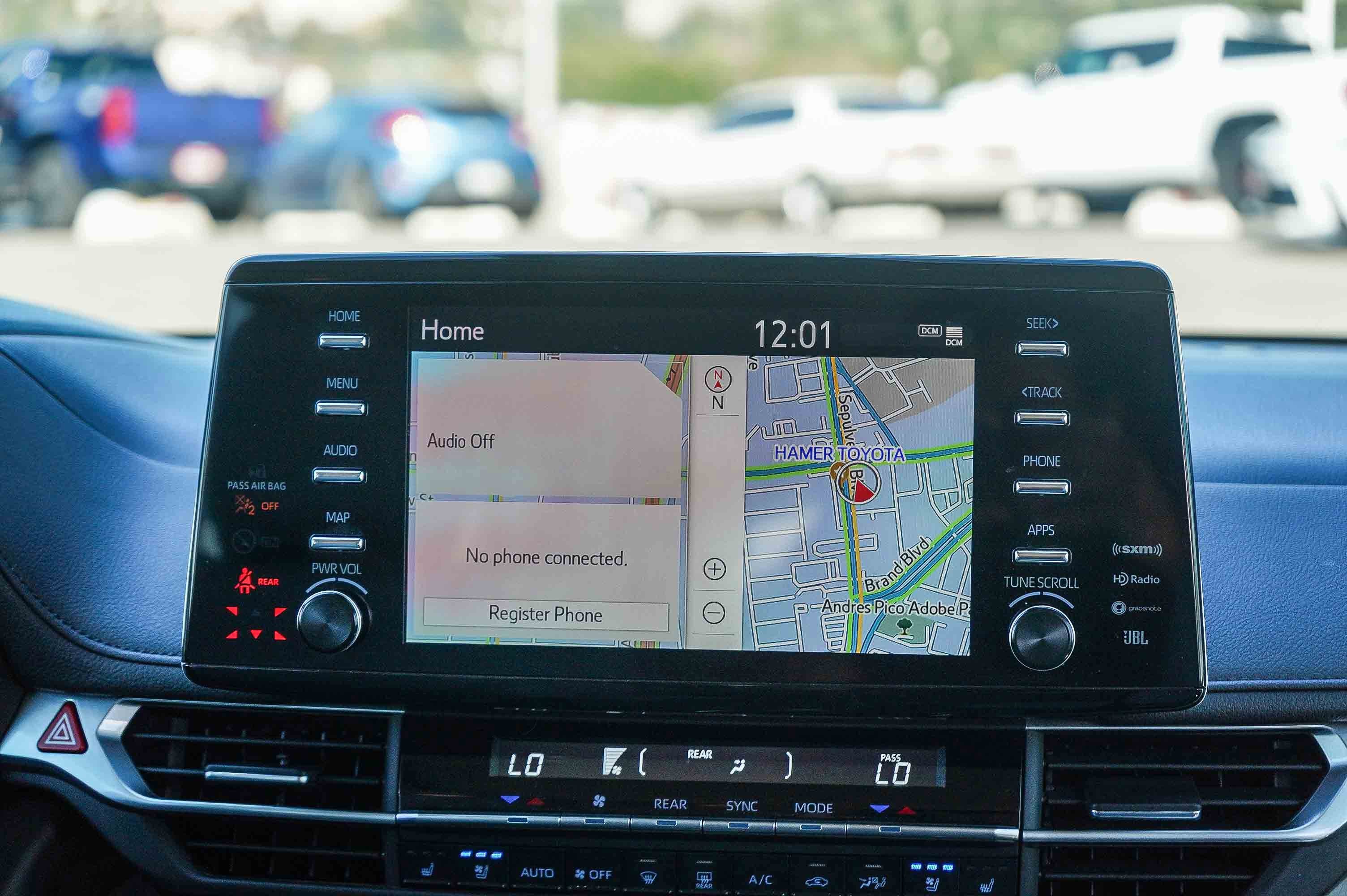 Certified 2024 Toyota Sienna Limited image 15