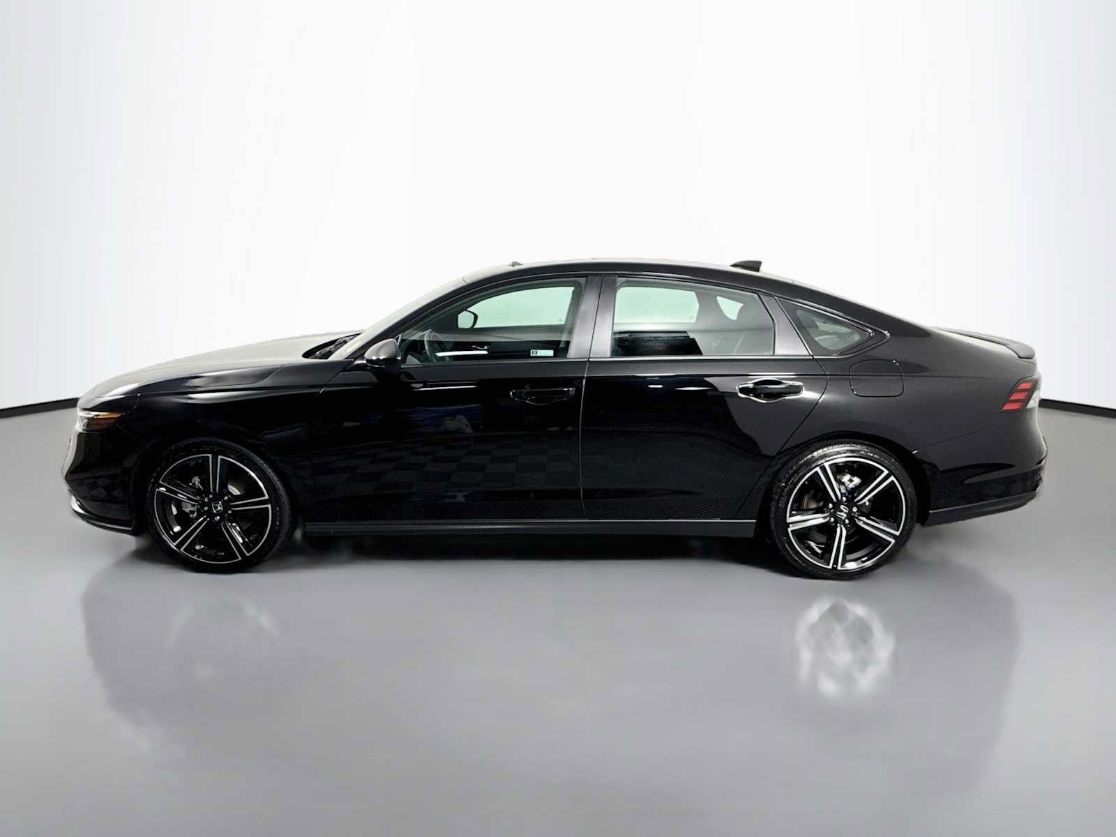 Certified 2026 Honda Accord Sport image 4