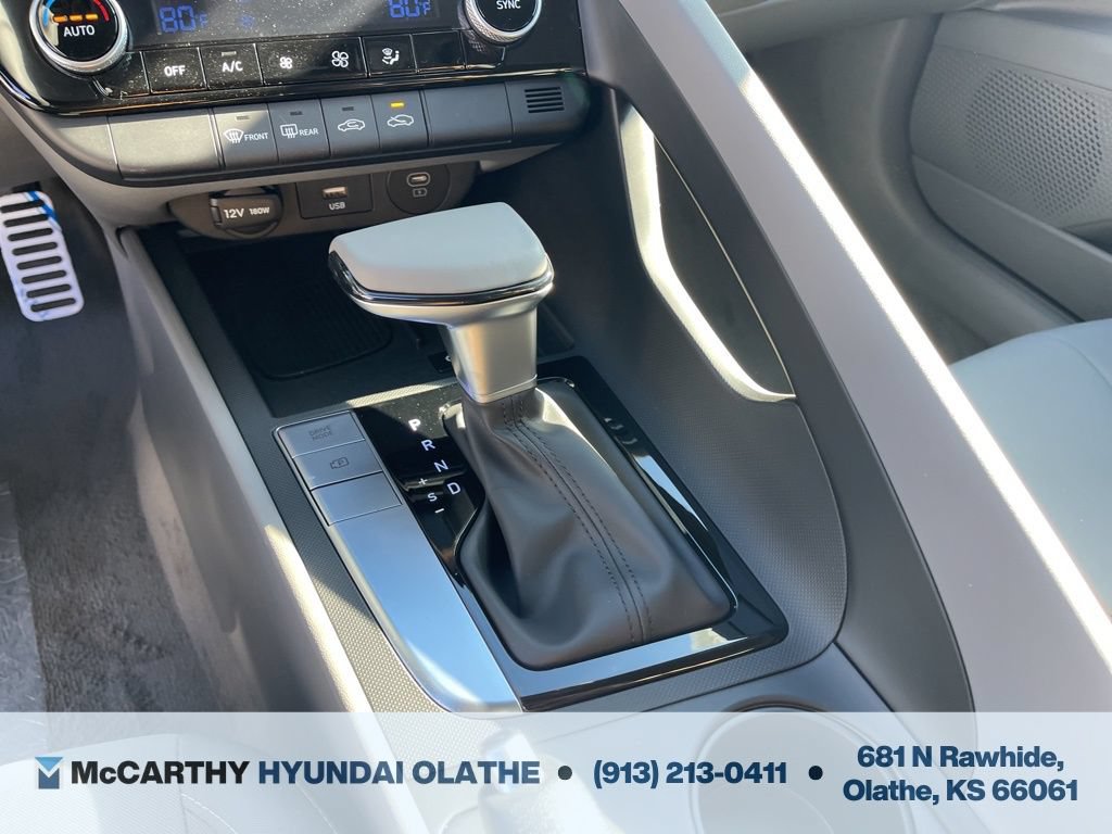 Used 2025 Hyundai Elantra Sport FWD image 9