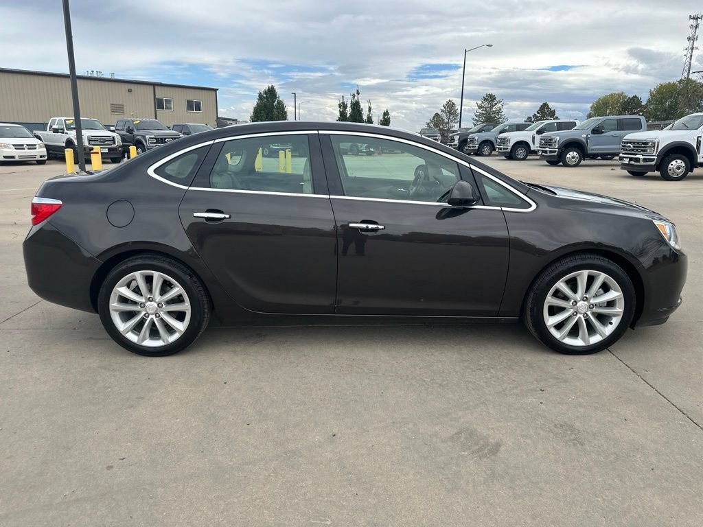 Certified 2013 Buick Verano Convenience FWD image 34