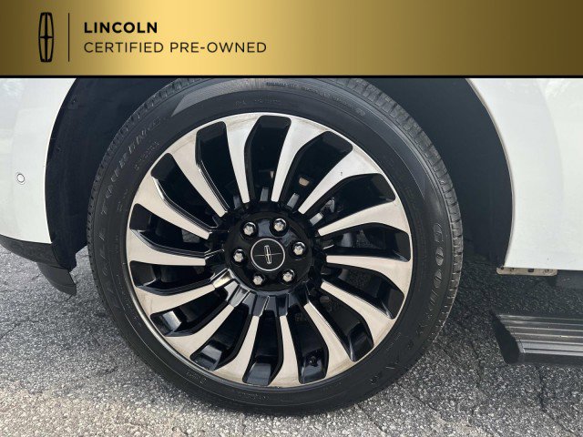 Certified 2022 Lincoln Navigator Black Label AWD/4WD image 31