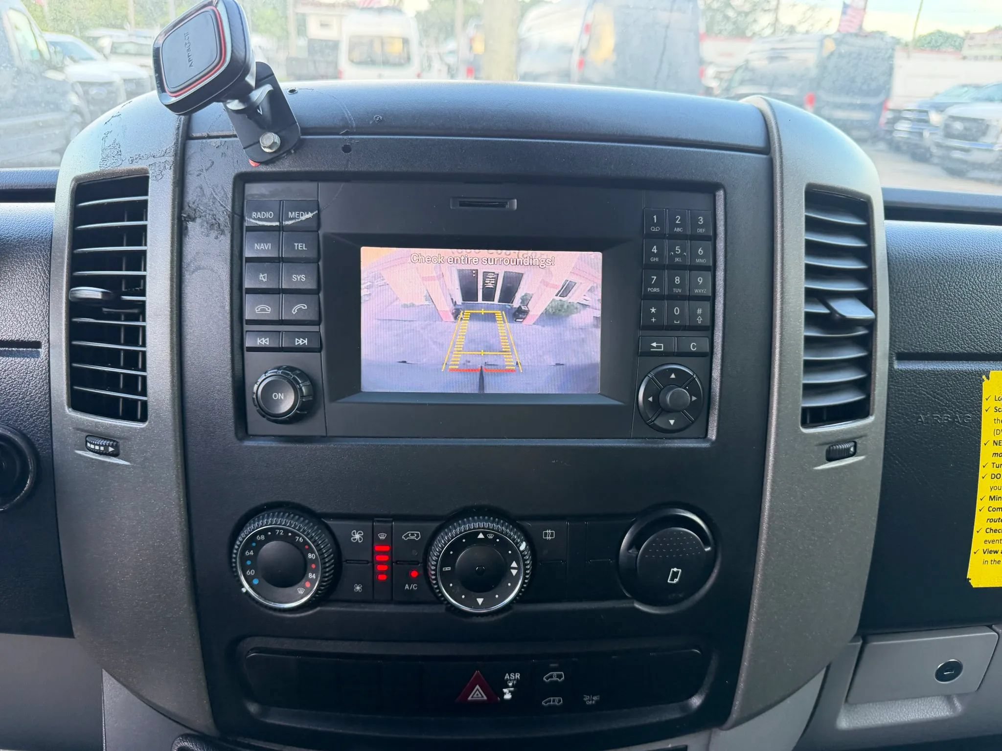 Used 2018 Mercedes-Benz Sprinter 2500 image 13