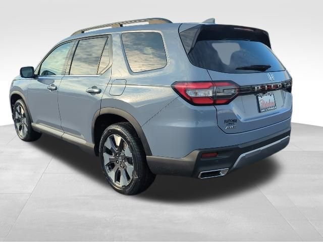 New 2026 Honda Pilot Touring image 9