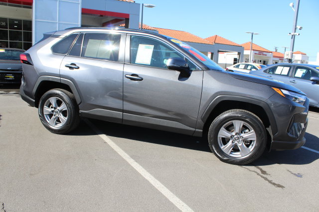 Certified 2022 Toyota RAV4 XLE FWD image 19