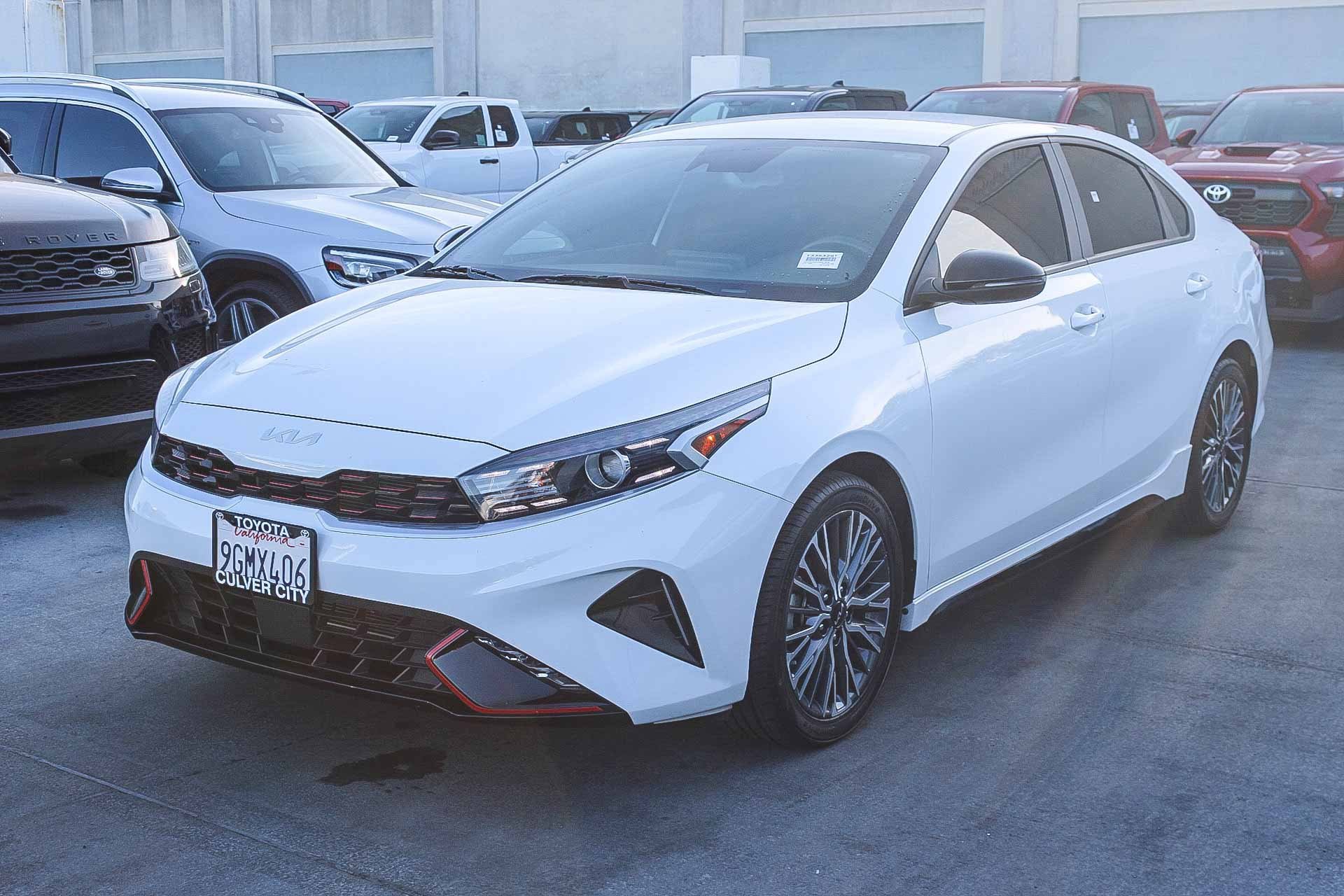 Used 2023 Kia Forte GT-Line w/ GT-Line Technology Package image 3