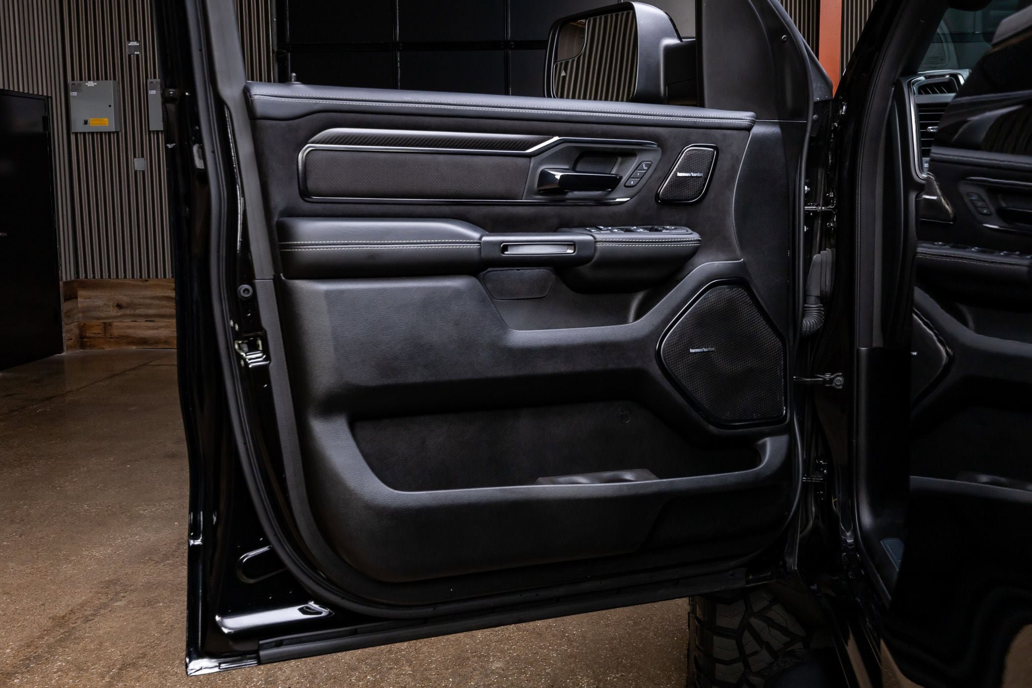 Used 2025 RAM 1500 RHO w/ RHO Level 1 Equipment Group image 35