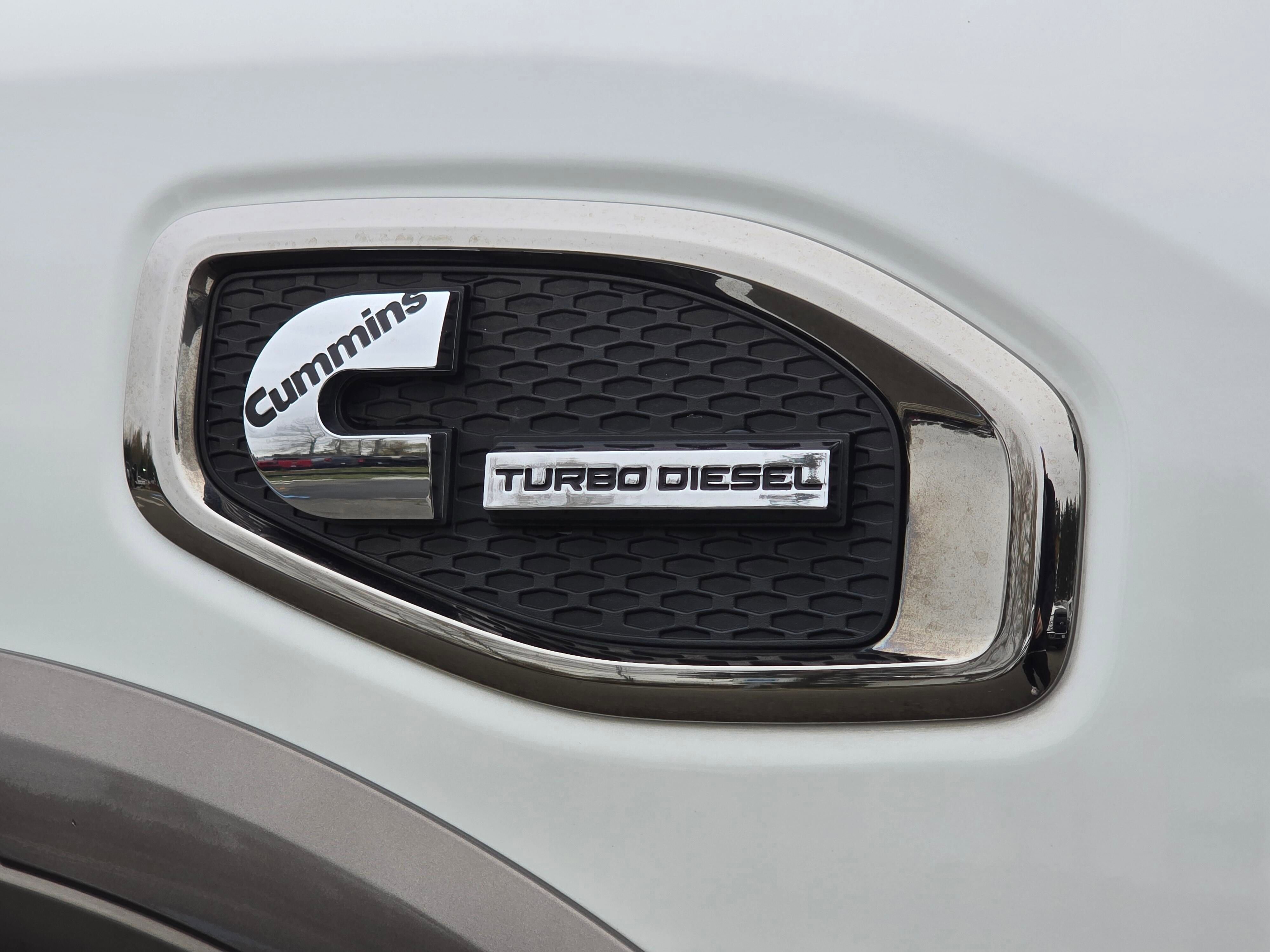 Used 2019 Nissan Titan Platinum Reserve w/ Platinum Utility Package image 9