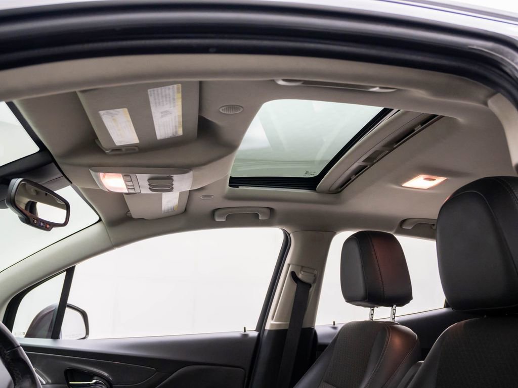 Used 2018 Buick Encore Sport Touring image 18