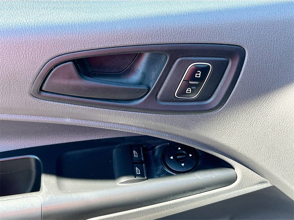 Used 2023 Ford Transit Connect XL image 17