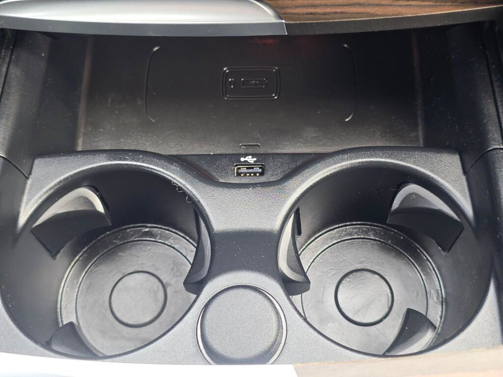 Used 2017 BMW 530i RWD image 40