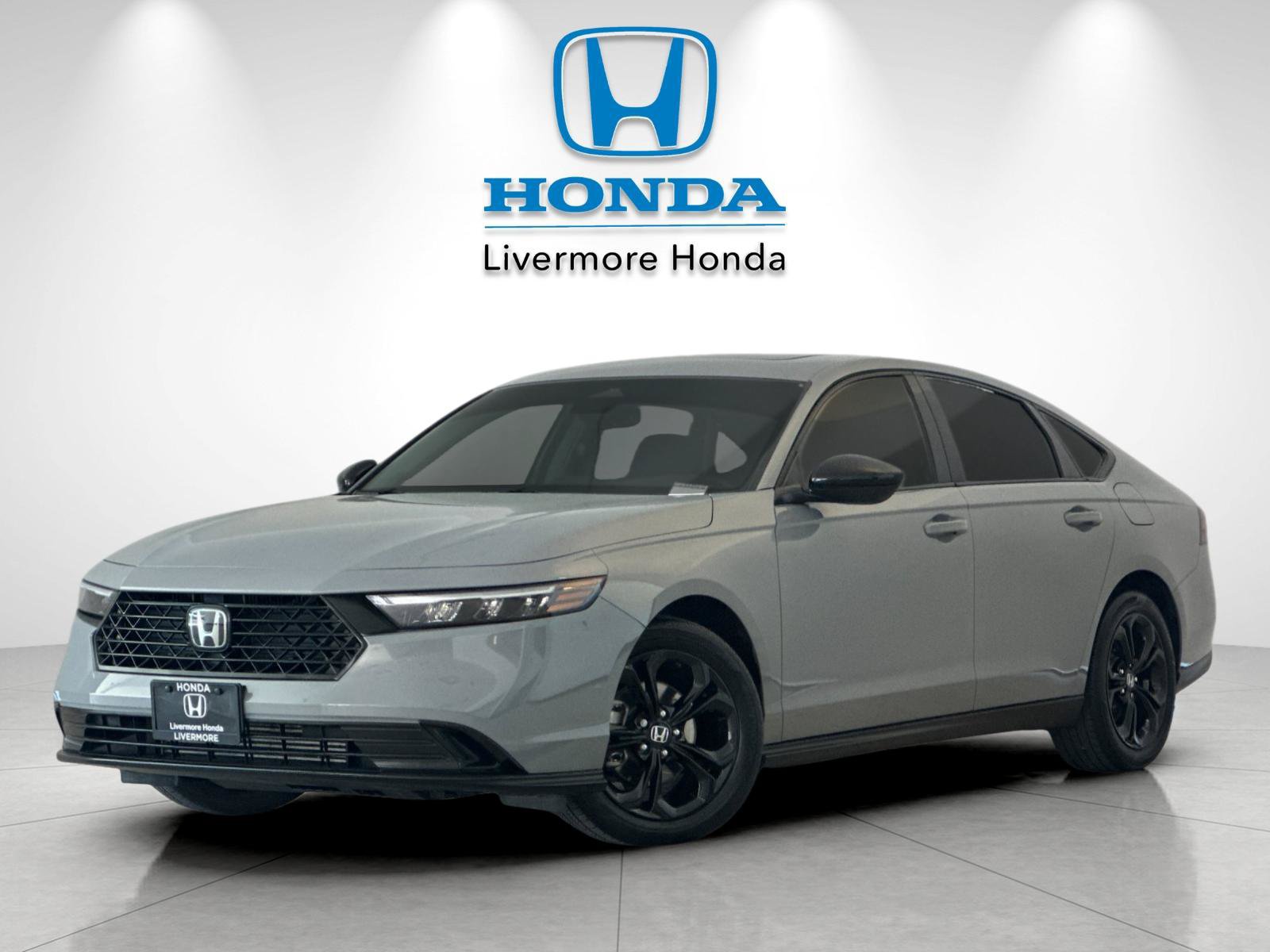 Used 2025 Honda Accord SE image 2