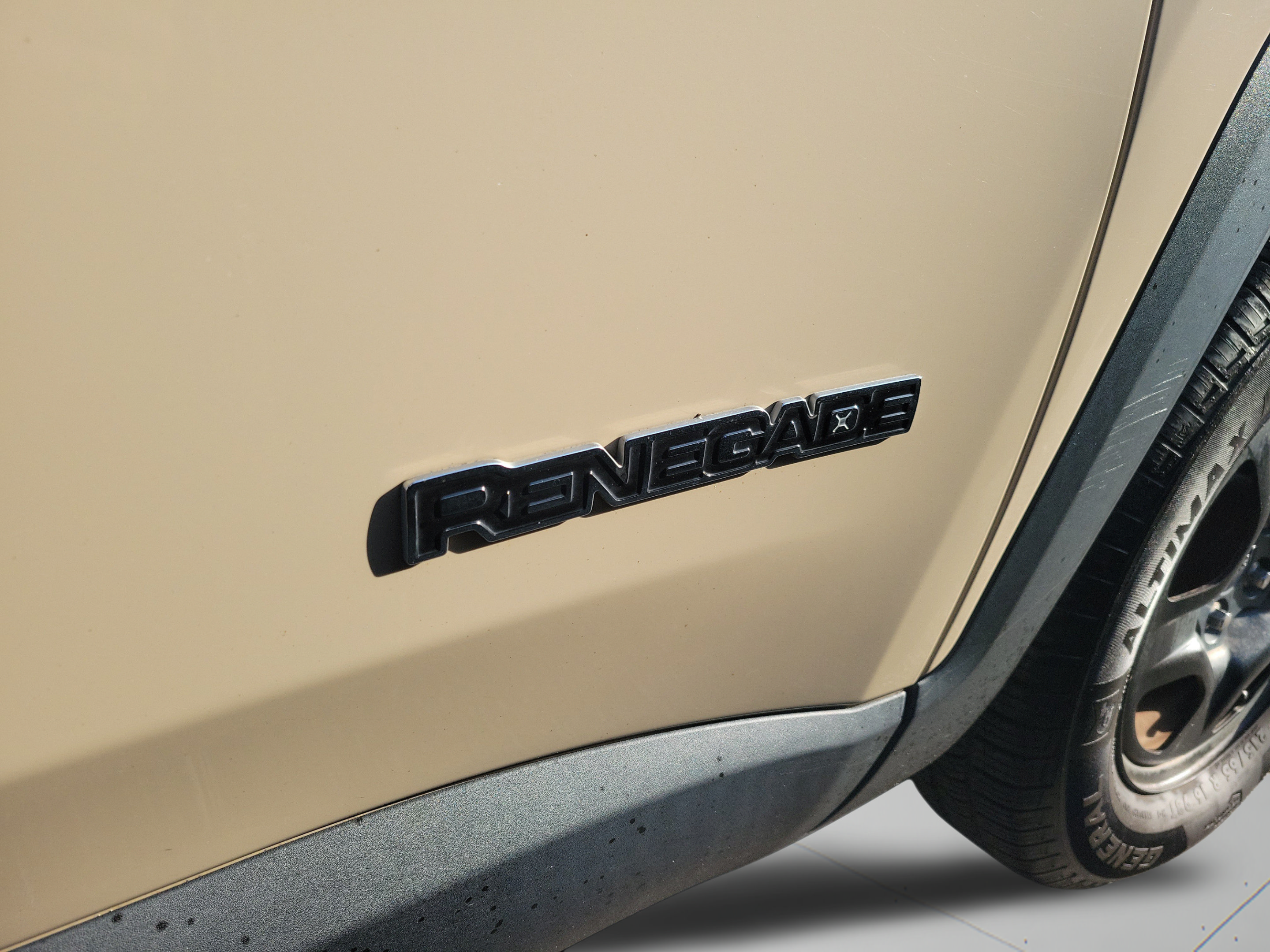 Used 2016 Jeep Renegade Sport w/ Power & Air Group FWD image 16