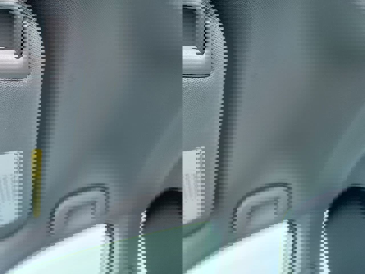 Used 2020 Toyota Camry SE image 19