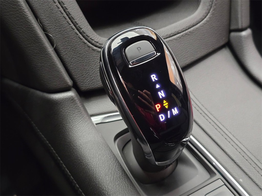 New 2025 Cadillac XT5 Luxury image 33