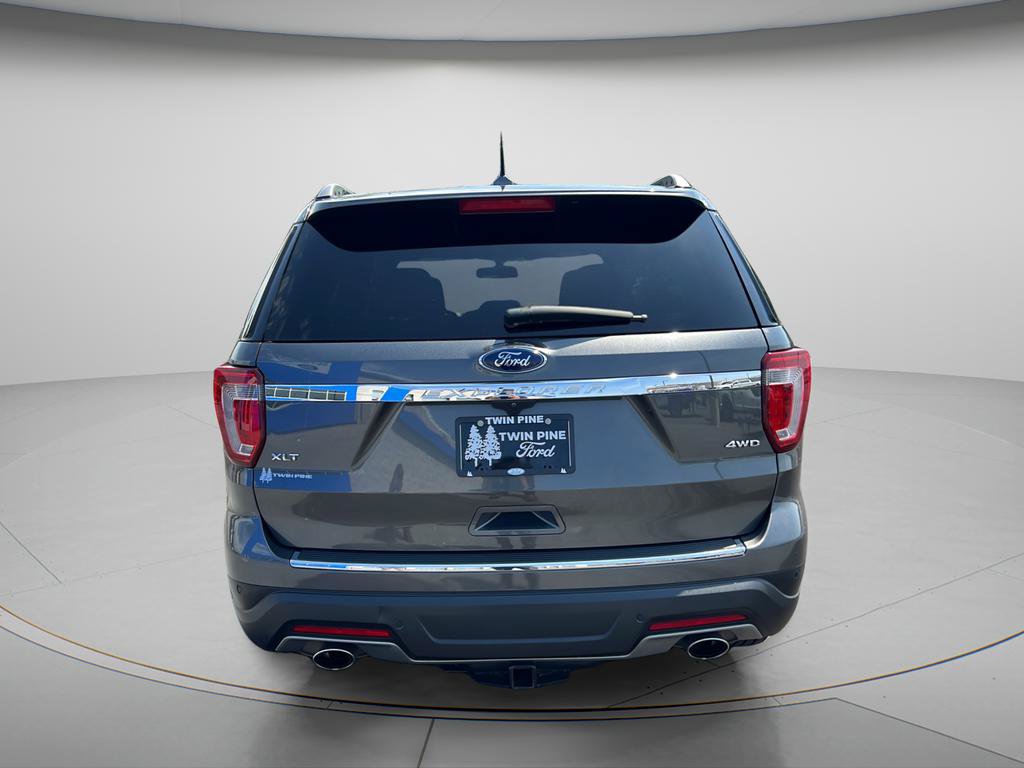 Used 2018 Ford Explorer XLT w/ Equipment Group 201A AWD/4WD image 6