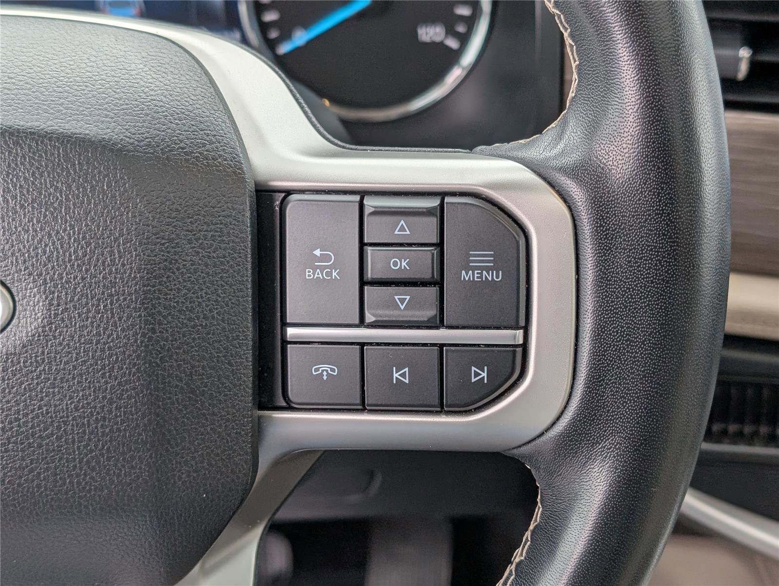 Used 2024 Ford Expedition Max Limited image 25