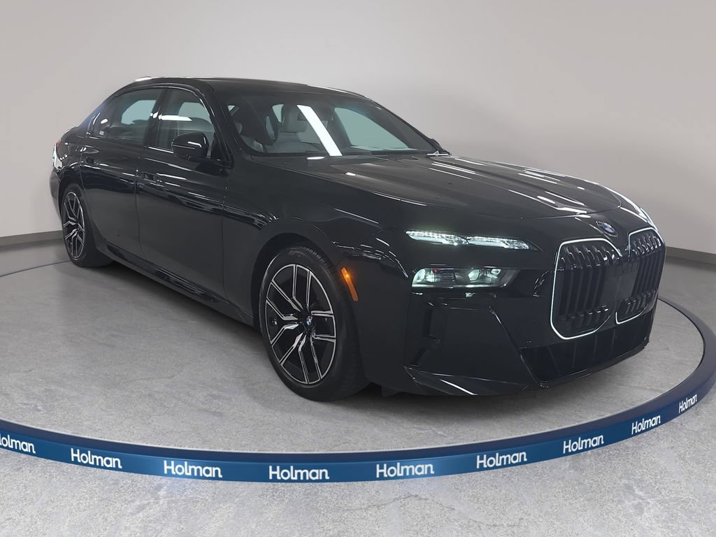 New 2026 BMW 760i xDrive w/ Executive Package AWD/4WD image 3