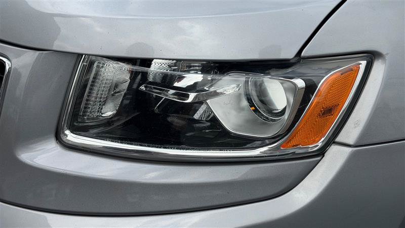 Used 2015 Jeep Grand Cherokee Limited AWD/4WD image 12
