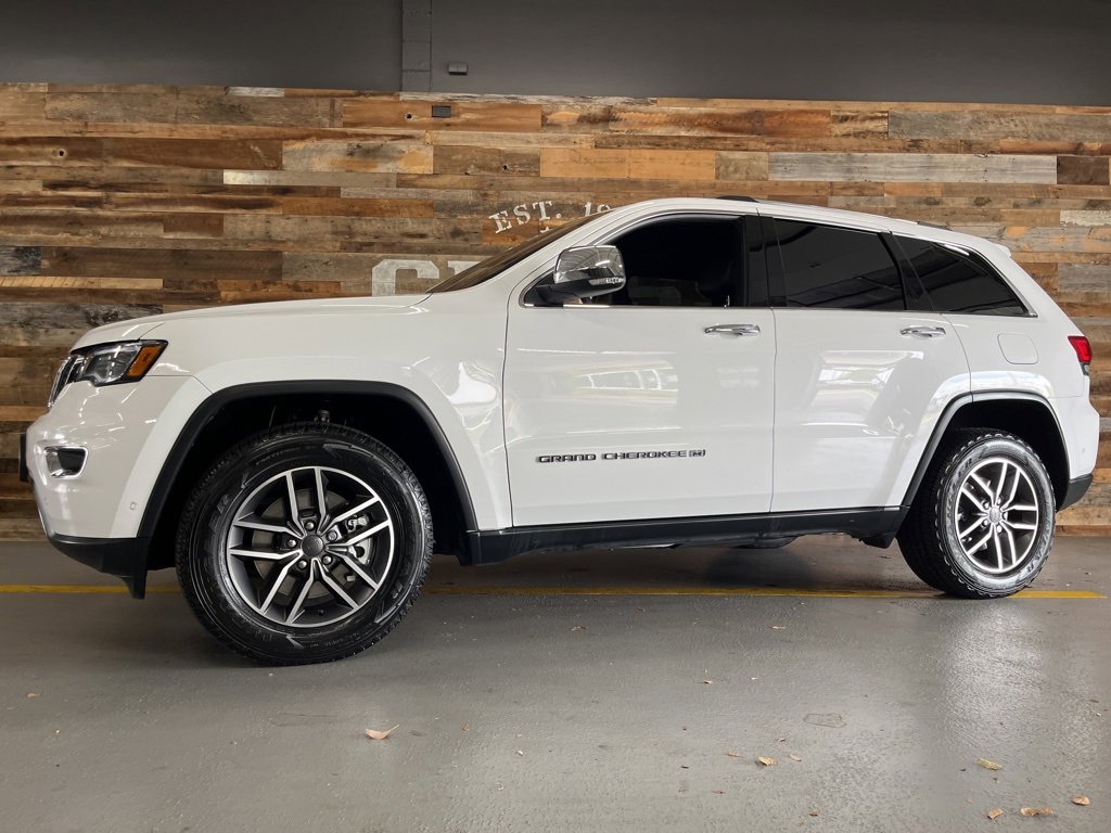 Used 2022 Jeep Grand Cherokee Limited w/ Trailer Tow Group IV image 54