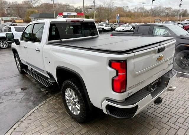 Used 2025 Chevrolet Silverado 2500 High Country w/ Technology Package image 8
