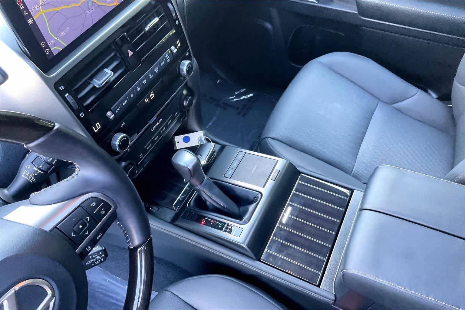 Used 2023 Lexus GX 460 Premium w/ Premium Package AWD/4WD image 16