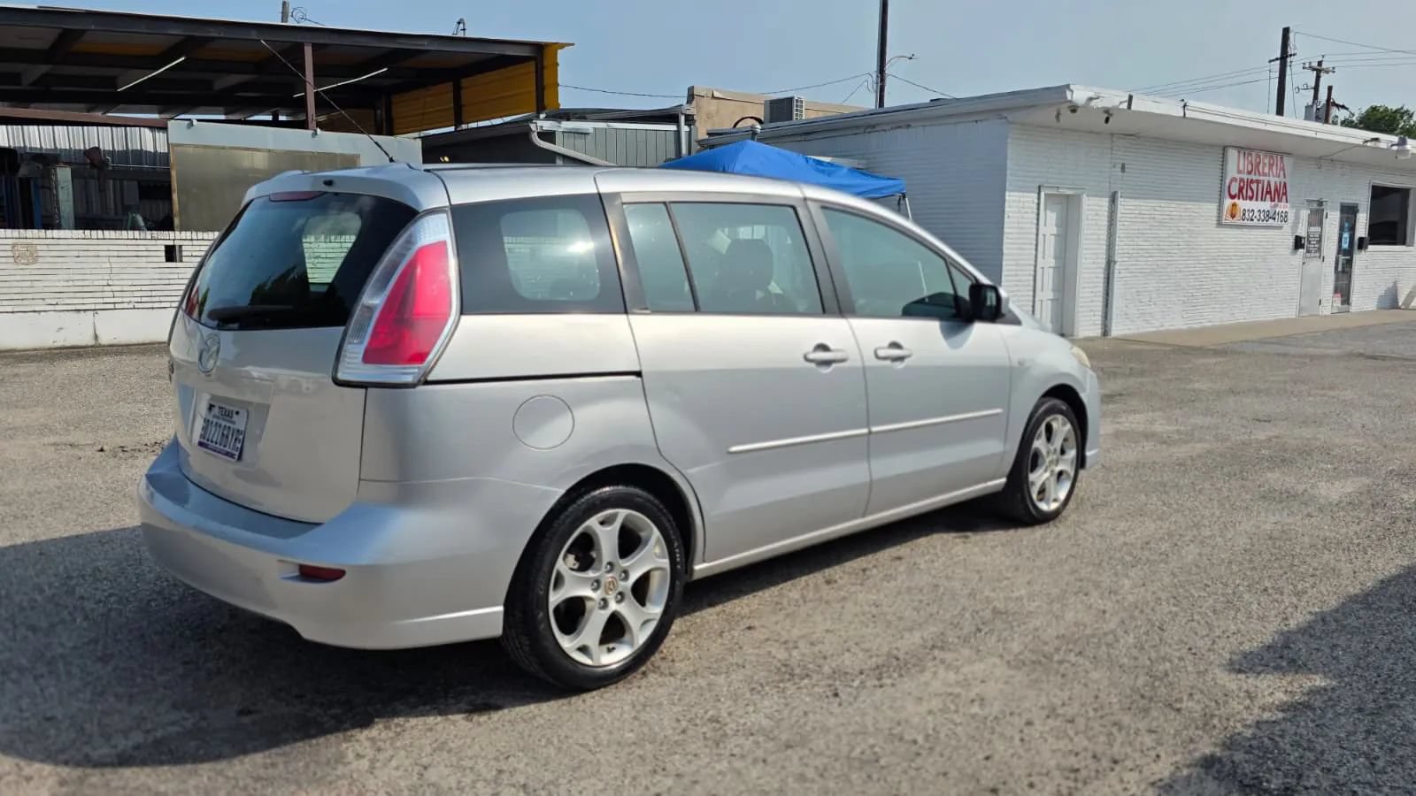 Used 2009 MAZDA MAZDA5 Sport FWD image 12