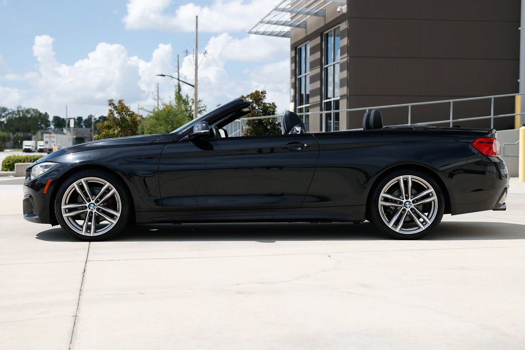 Used 2018 BMW 430i Convertible RWD image 4