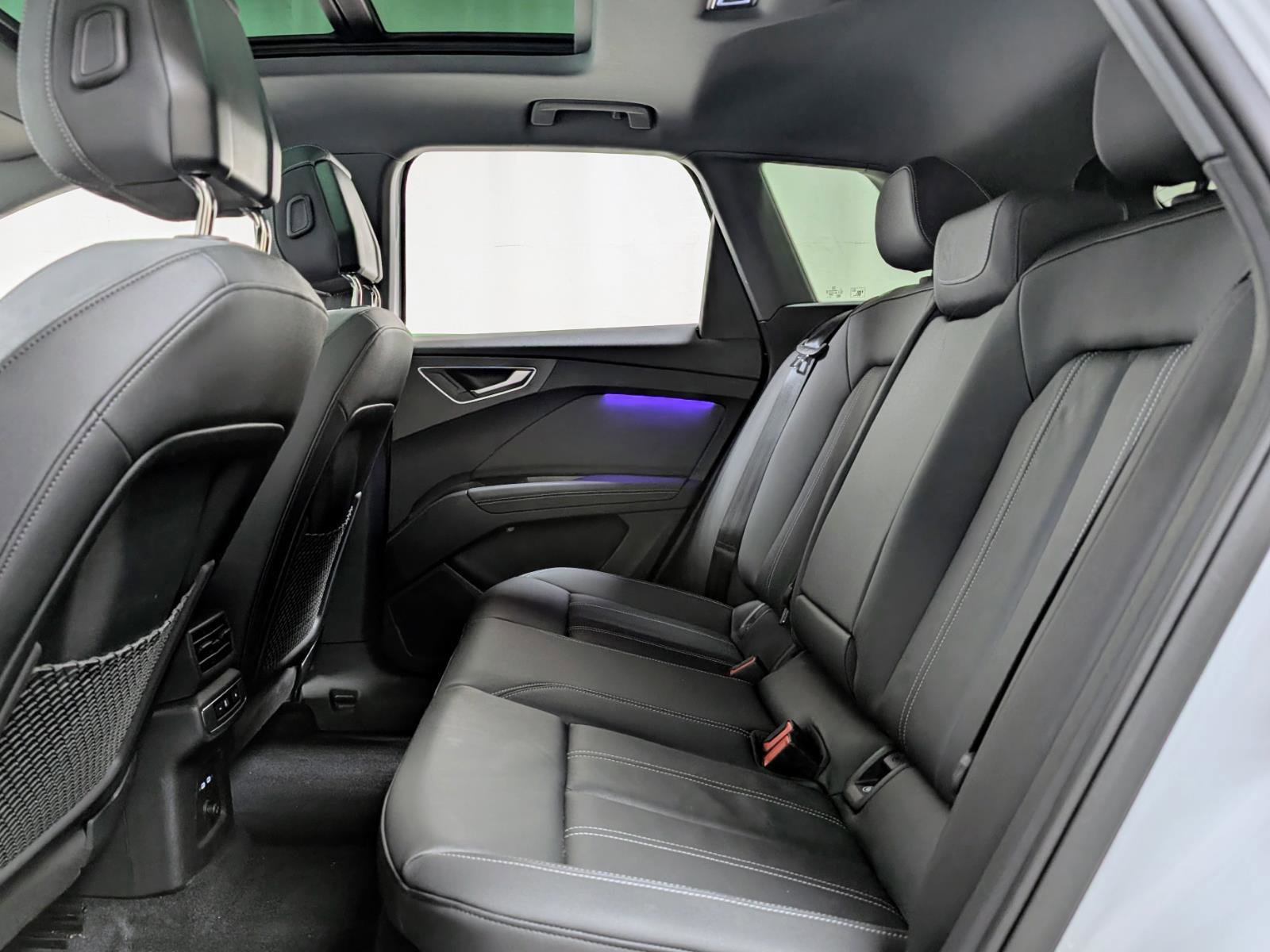 Used 2024 Audi Q4 e-tron Premium Plus image 19