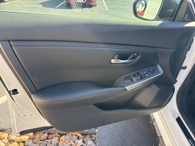 Used 2022 Nissan Sentra SR w/ Electronics Package image 13