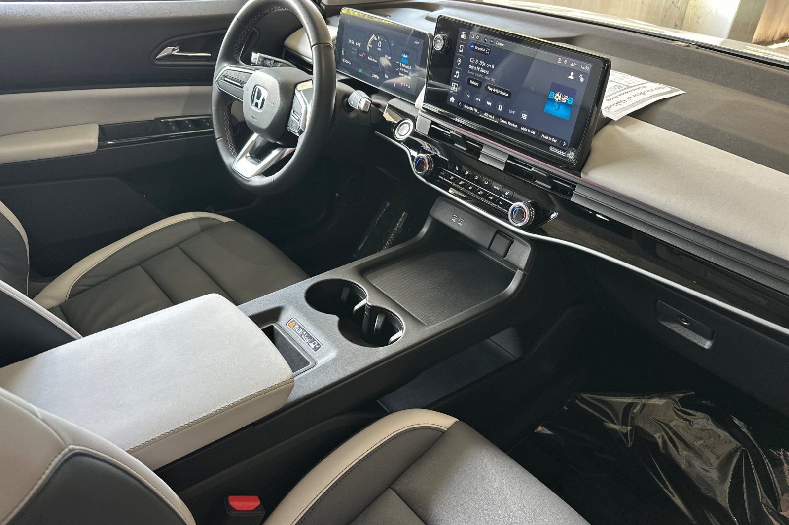 Used 2025 Honda Prologue Touring image 19
