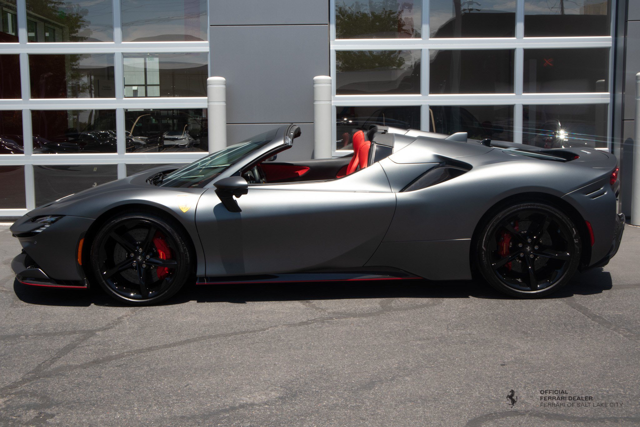 Certified 2024 Ferrari SF90 Spider AWD/4WD image 2