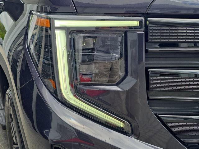 Certified 2022 GMC Sierra 1500 Elevation w/ LPO, Elevation Black Package RWD image 10