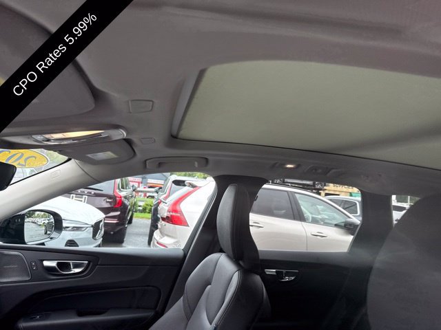 Certified 2024 Volvo XC60 T8 Plus w/ Protection Package Premier AWD/4WD image 18