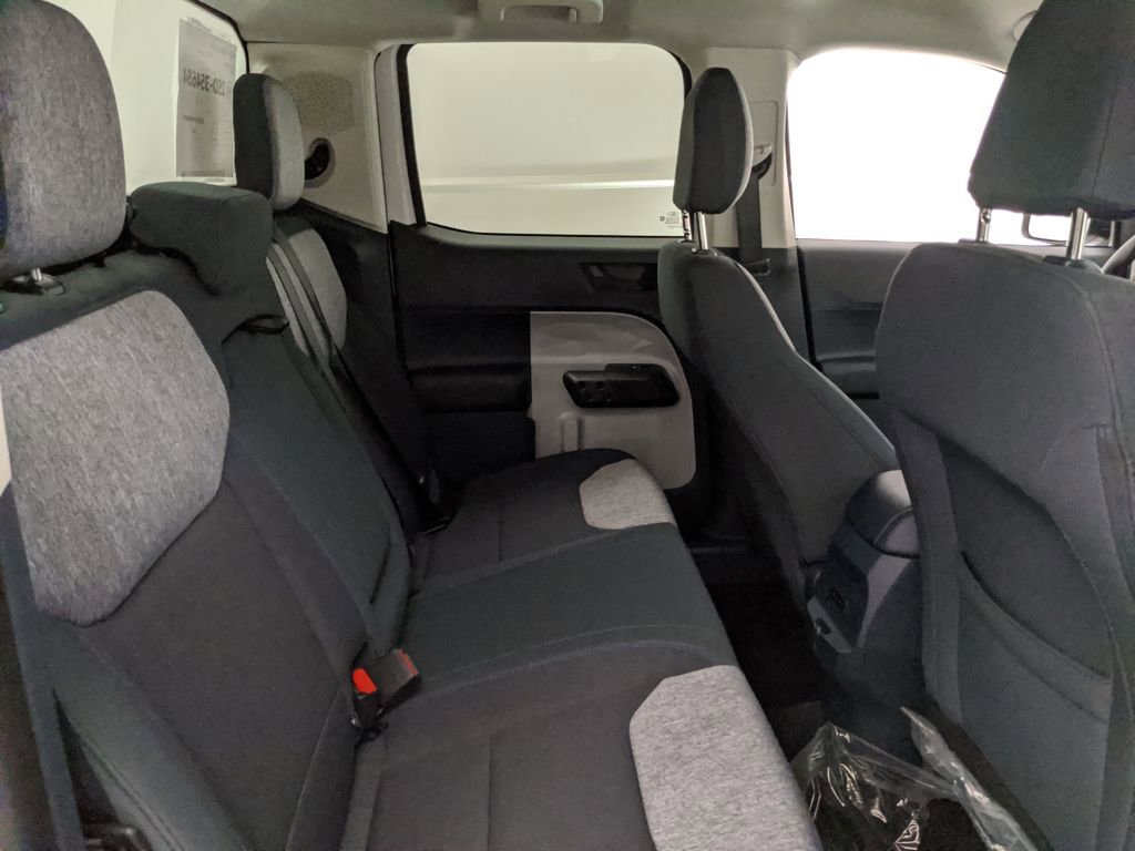 New 2025 Ford Maverick XLT w/ Equipment Group 302A image 25