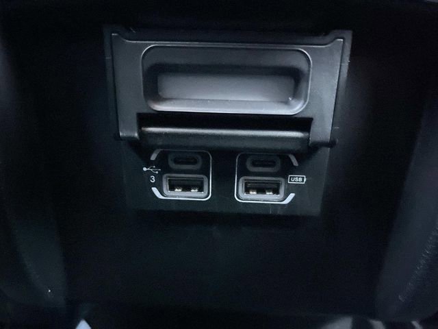 Used 2020 Jeep Cherokee Latitude Plus image 17