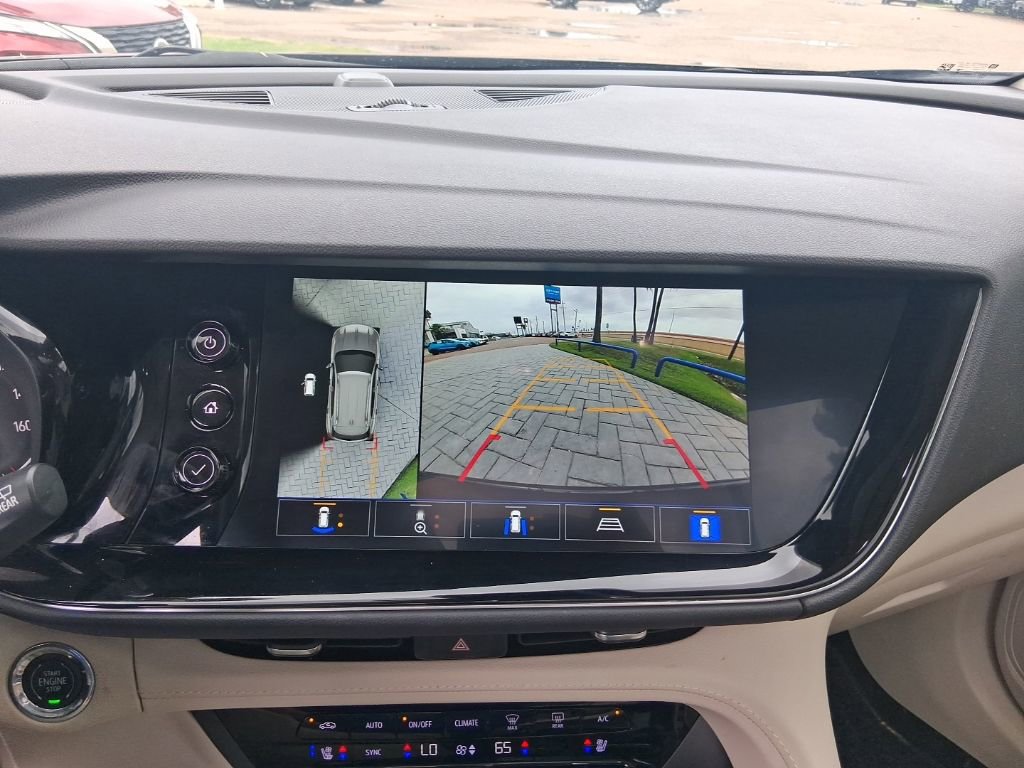 Used 2023 Buick Envision Avenir FWD image 13