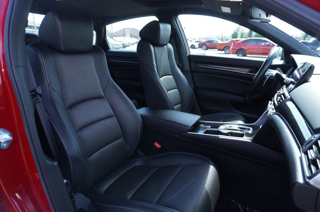 Used 2021 Honda Accord Sport image 30