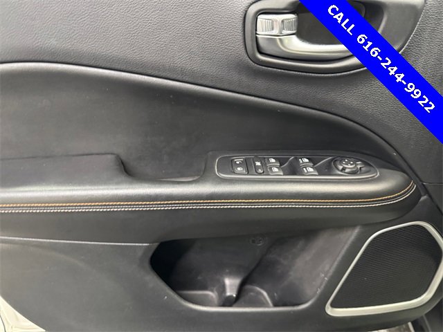 Used 2018 Jeep Compass Latitude w/ Cold Weather Group image 25